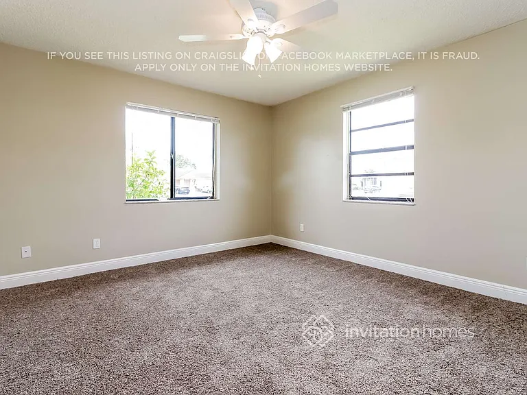 3416 SW Santa Barbara Pl — Photo 13