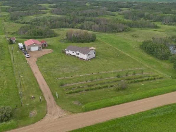 201043 SW Township Road 342, Starland County, AB T0J 2Y0