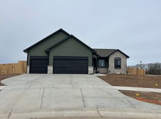 142 E Anniston Ct, Derby, KS 67037
