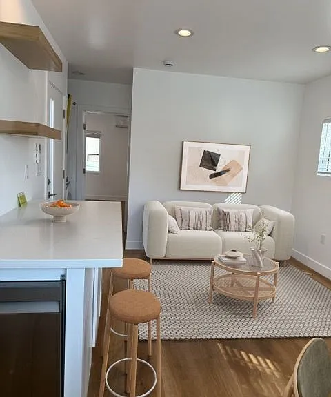 3510 Maceo — Photo 6