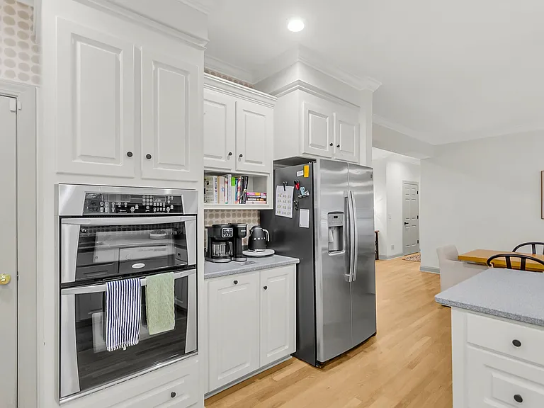 5049 Spaniel Dr — Photo 26