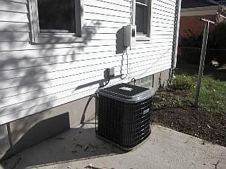 2nd image of 1339 Cambridge Rd