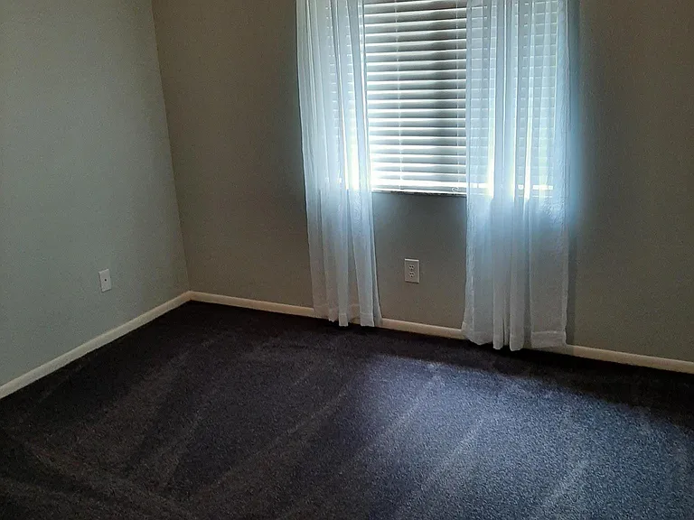 1811 Tarah Trace Dr — Photo 23