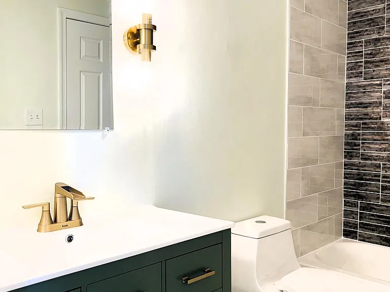 439 Terry Ct #B4 — Photo 10