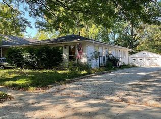 711 S Lynn St, Urbana, IL