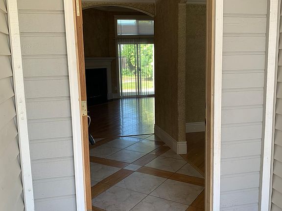 2nd image of 3745 N Country Dr