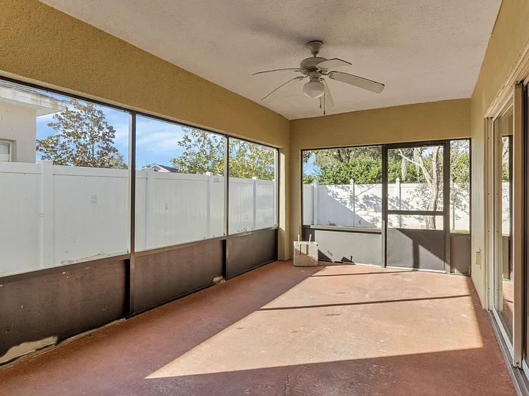 5604 Florence Harbor Dr — Photo 33