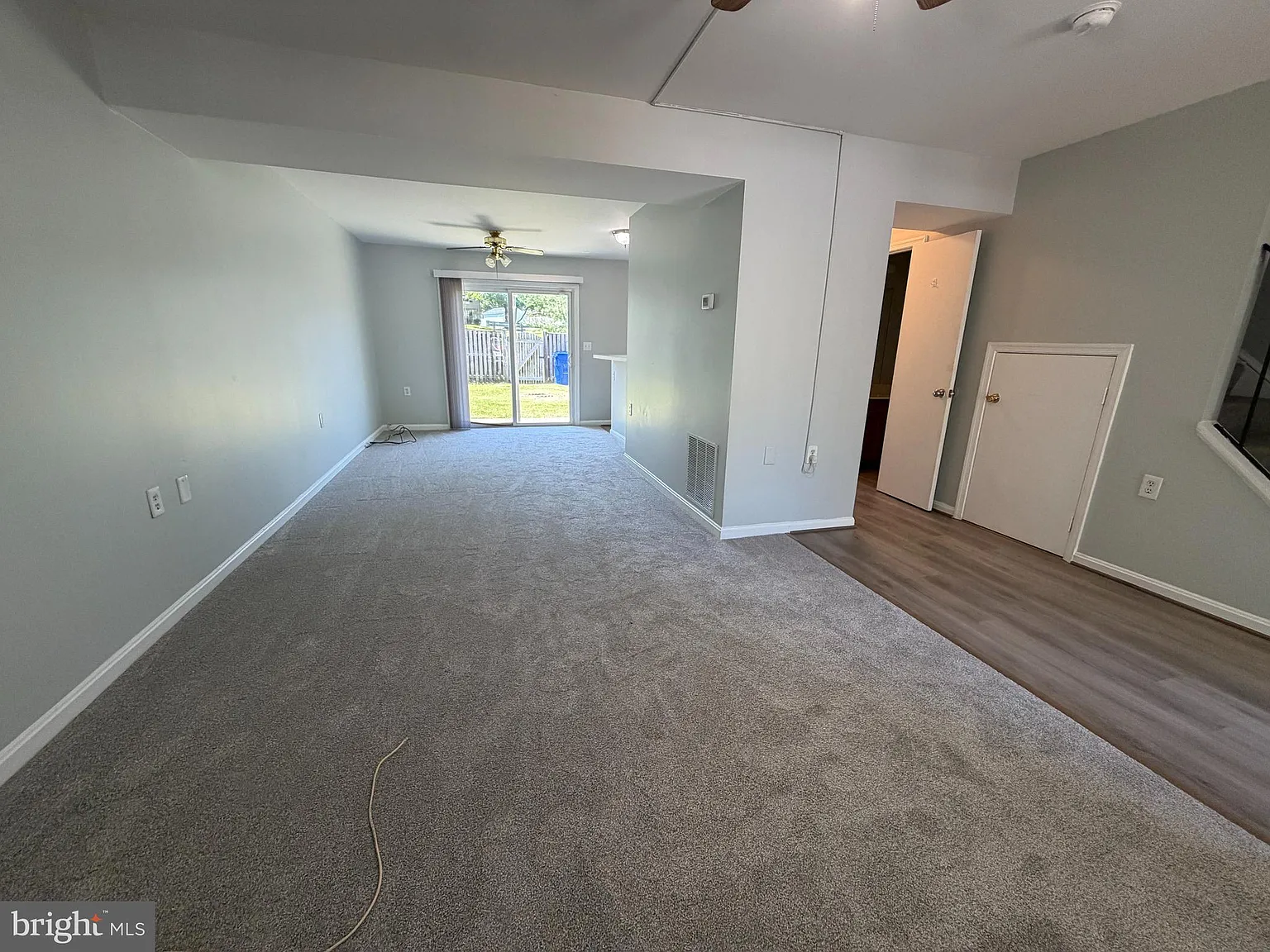 3 bed, 1.5 bath, 1160 sqft, $1,995 — Photo 3