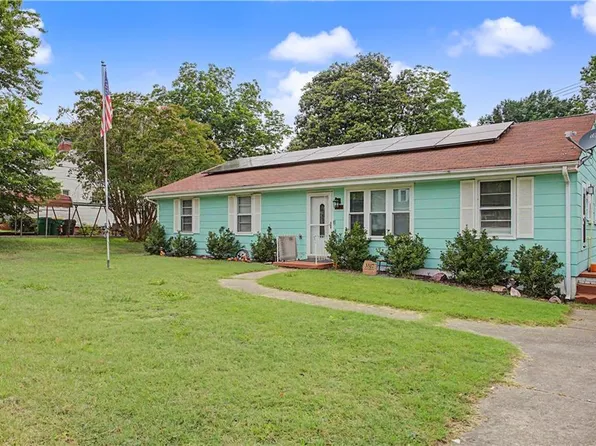3317 Granby St, Hopewell, VA 23860