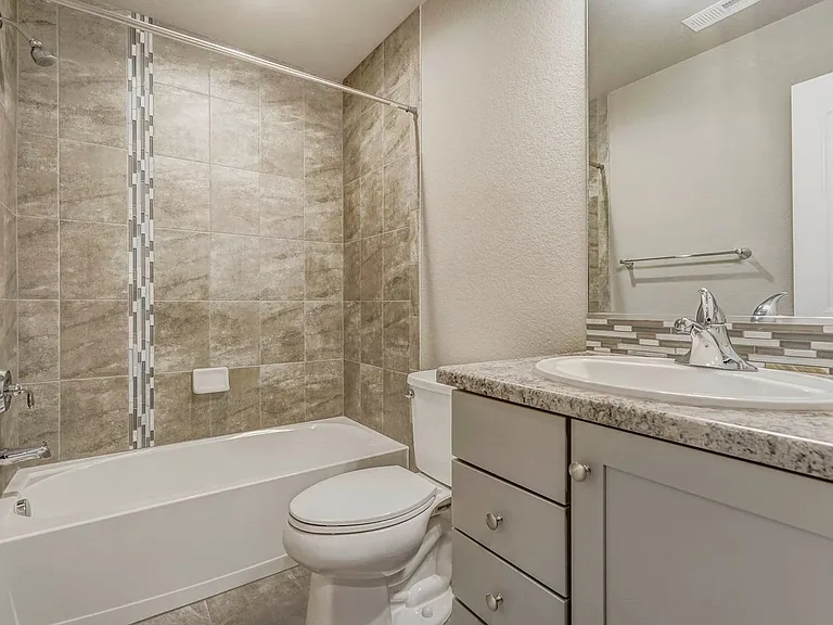 1354 Sunshine Valley Way — Photo 20