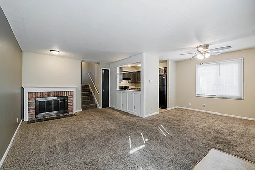 1110 F St #3 Photo 1