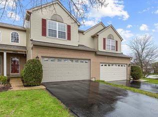 2986 Caldwell Ln, Geneva, IL 60134