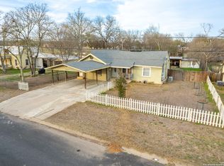1210 North St, Kerrville, TX 78028