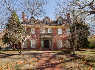 1818 Iroquois St, Detroit, MI 48214