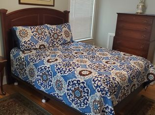 1077 Woodrow Ave, Waynesboro, VA 22980