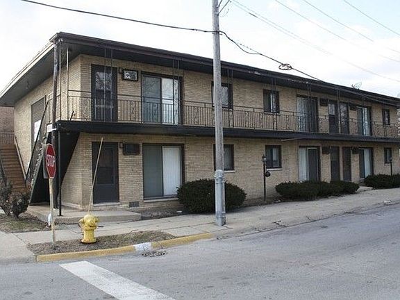 3rd image of 1200 W 127th St APT 10