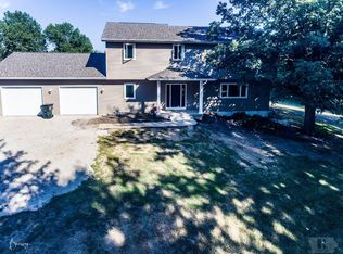 1670 345th Ave, Wever, IA 52658