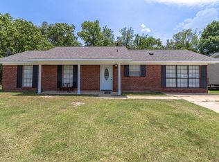 112 Gandy Cir, Long Beach, MS 39560