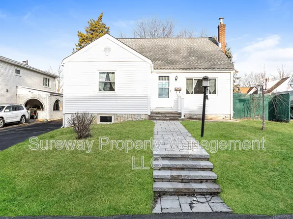 1097 Richardson Ave, Bensalem, PA 19020