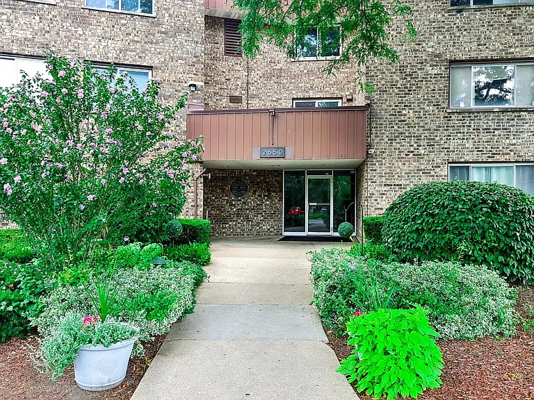 2650 Brookwood Way Dr #201B — Photo 2