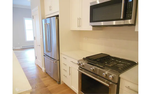 Rented by Douglas Elliman | media 35