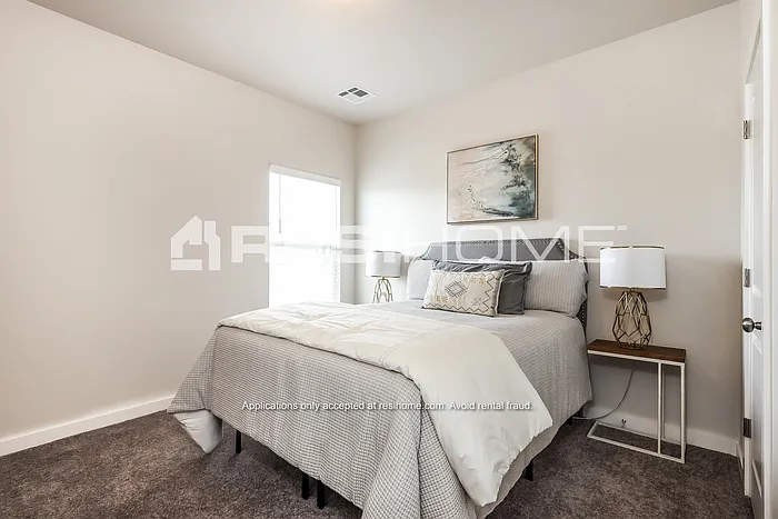 8112 Brighton Ave — Photo 8