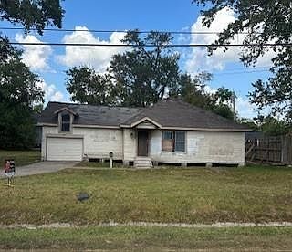 1st image of 238 Betral St