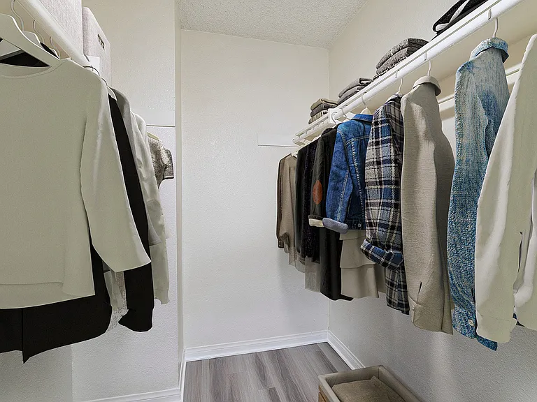 Pine Vista Apartments — Photo 6