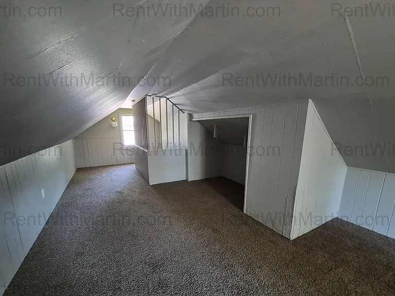 925 Hammond Ave — Photo 18