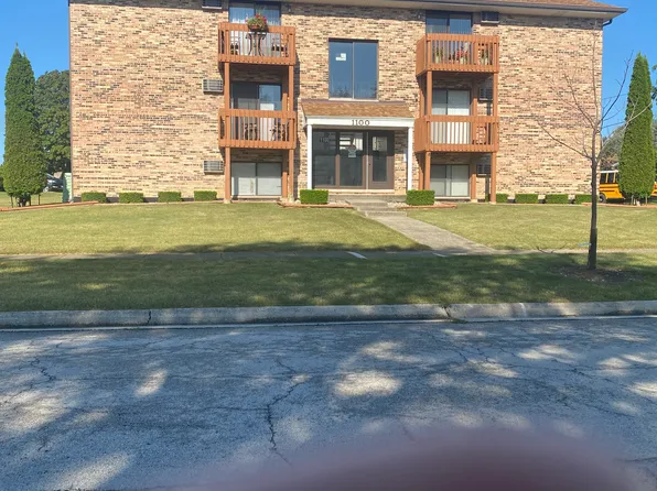 1100 Florence Dr APT D, Westmont, IL 60559