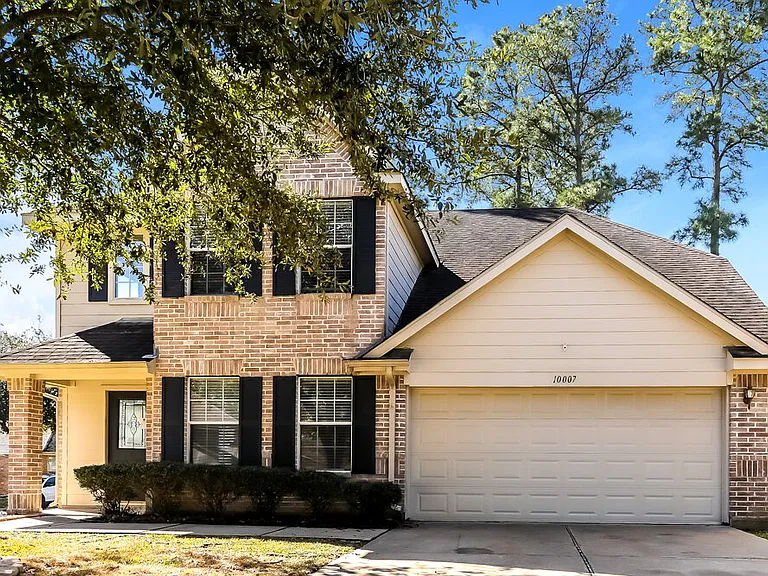 10007 Willow Wood Way — Photo 1