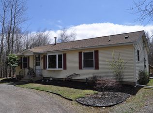 36 Kickapoo Trl, Albrightsville, PA 18210
