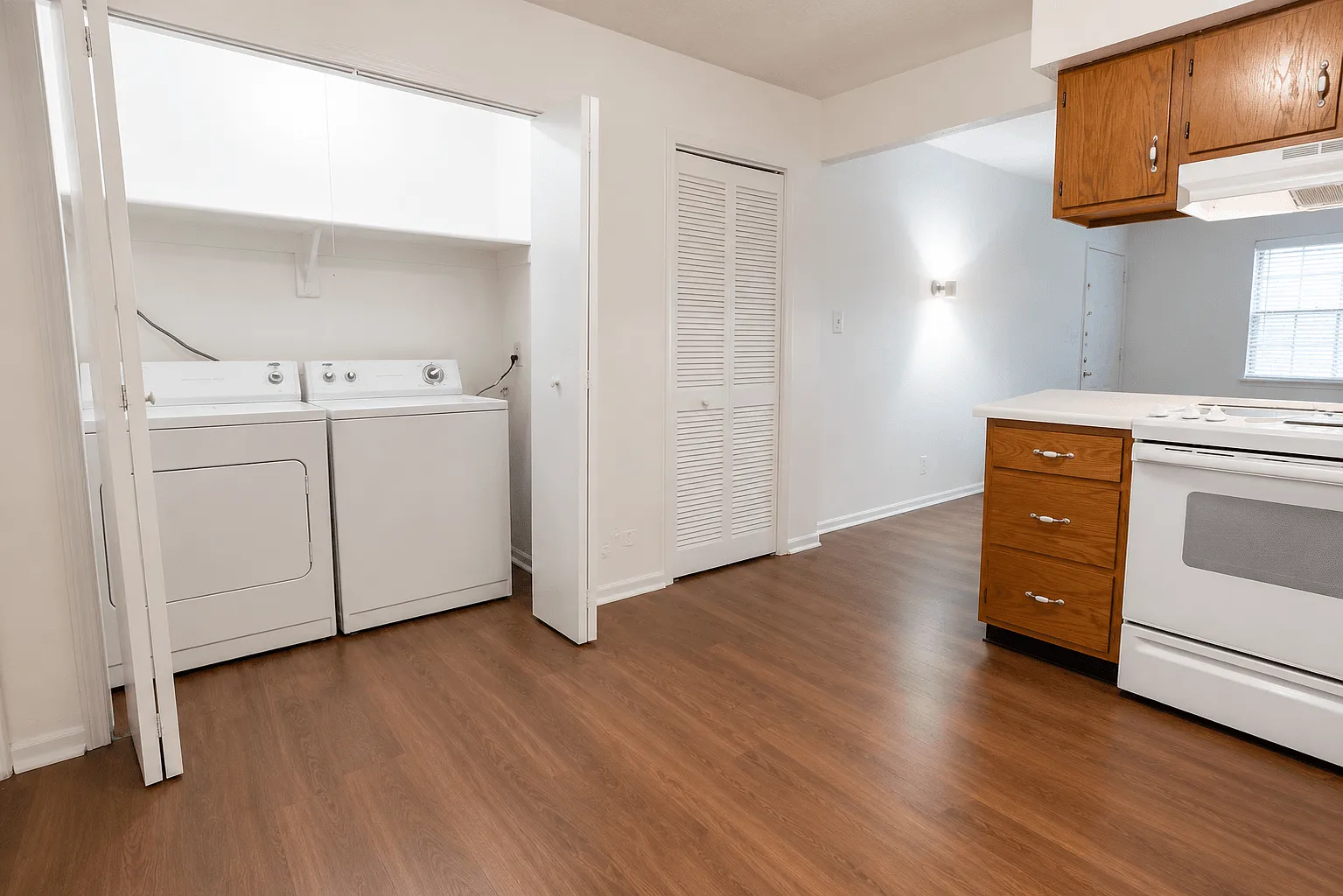 The Court at Sandstone Apartments — Photo 3