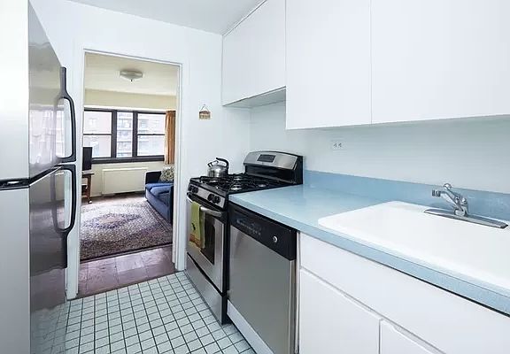 5th image of 235 E 87th St APT 8L