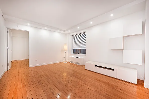 Rented by Charles Edward Panoff III, LREB | media 11