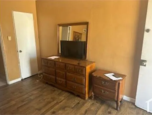 Studio, 350 sqft, $2,100 — Photo 4