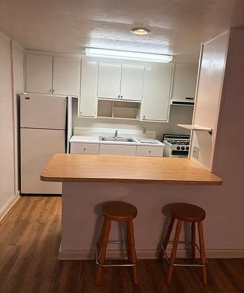 381 1/2 E 3rd Ave — Photo 5