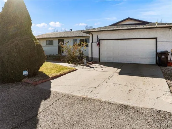 1491 Dana Ln, Pueblo, CO 81006