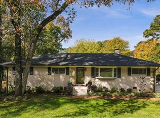 6200 Sharon Rd, Charlotte, NC 28210