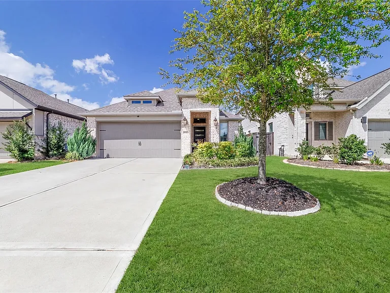 10443 Cecilia Star Ln — Photo 2