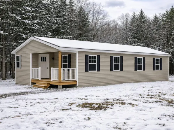 6 Freedom Lane, Norway, ME 04268