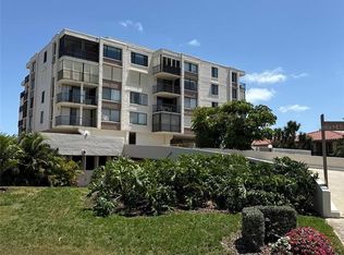 6218 Palma Del Mar Blvd S APT 303, Saint Petersburg, FL 33715