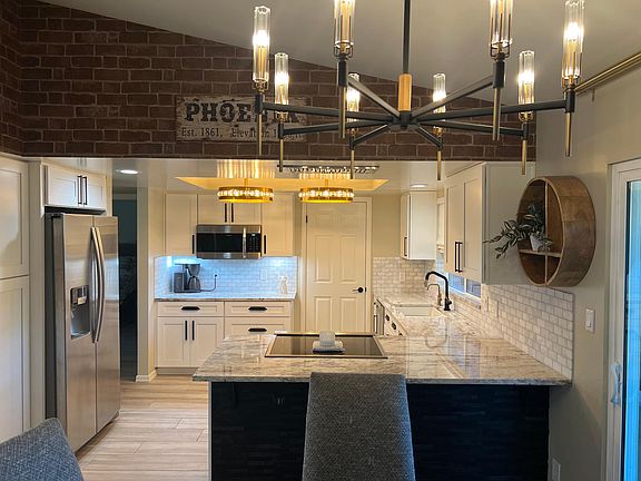 Brick look Dining Room