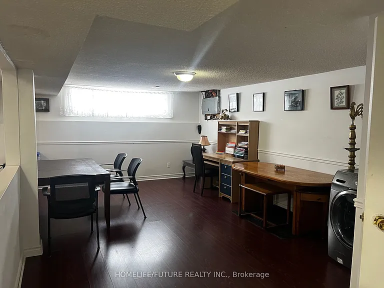 27 Winstanly Cres #BASEMENT — Photo 3