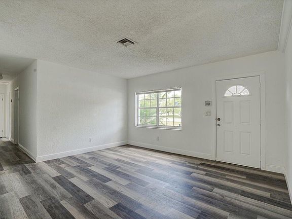 4th image of 460 Florida Avenue