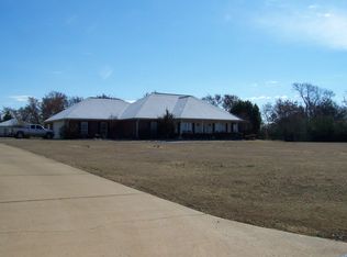 193 Staggs Drive, nashville, AR 71852