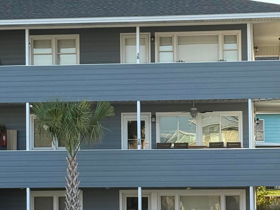 1st image of 420 1st Street #2b