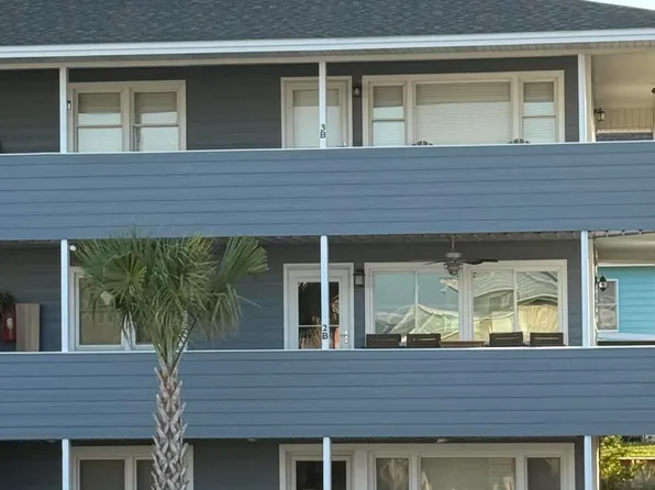 420 1st Street #2b, Sunset Beach, NC 28468
