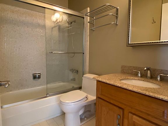 4th image of 2301 Broadway St APT 104