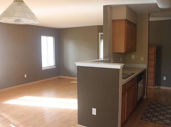 2nd image of 14257 S Monticello Cir
